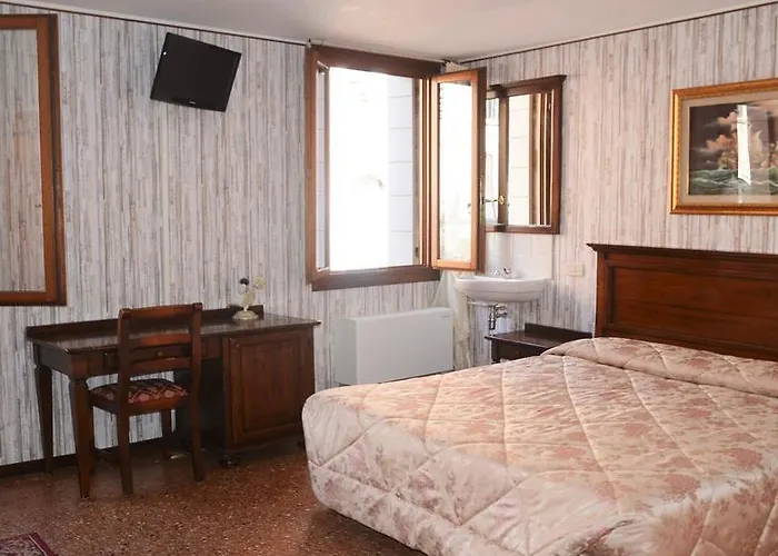 Pensionat Holidays Venedig